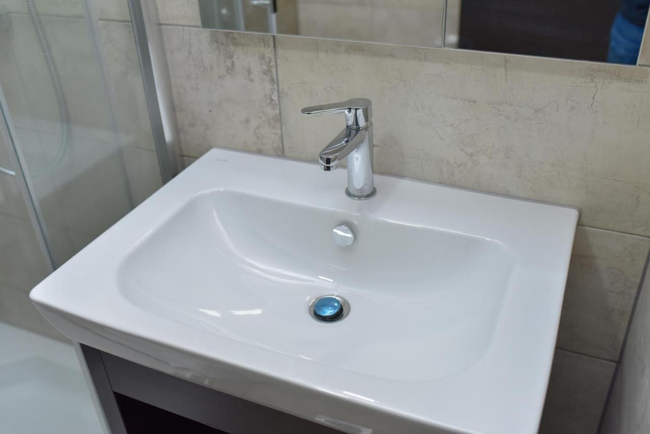 Motel Grand Velika Kladusa Εξωτερικό φωτογραφία